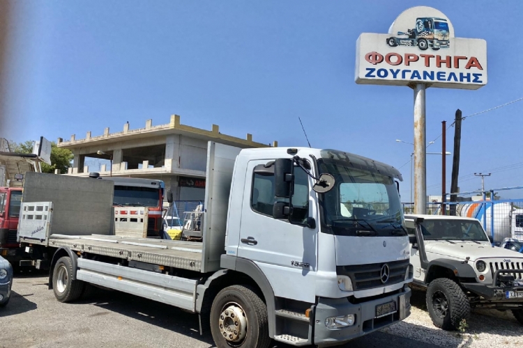 Mercedes-Benz  ATEGO 1528